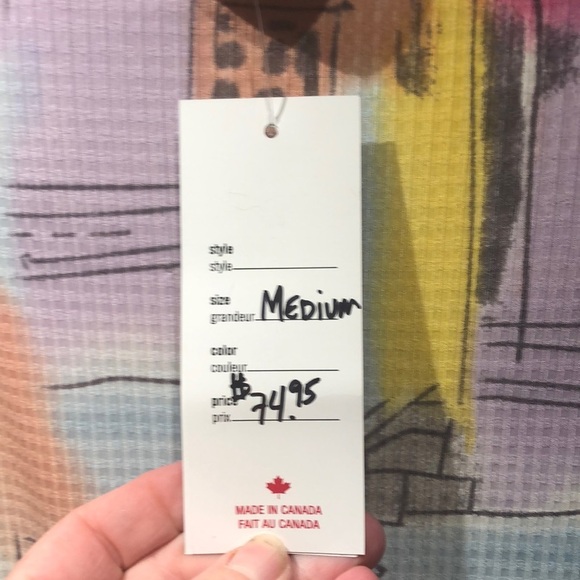 Colorful Abstract Print cowl neck Sleeveless Blouse contrast hem - Picture 5 of 13